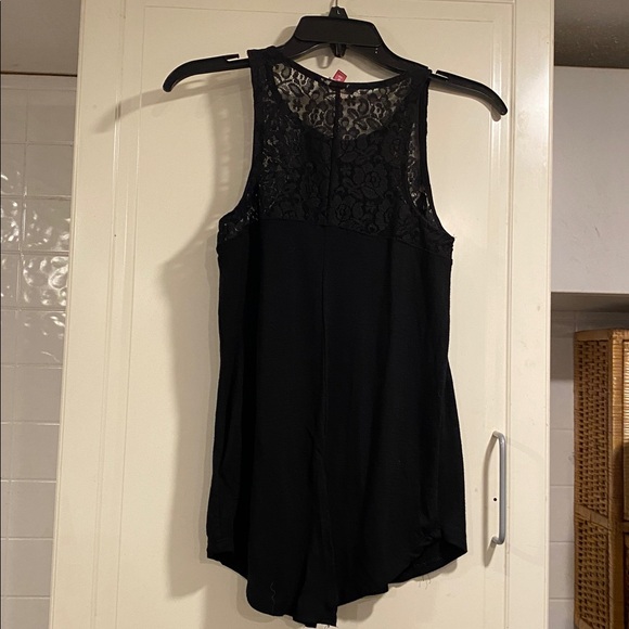 EUC SO Striped Tank Tops & black tank top with Lace size medium - Picture 9 of 9